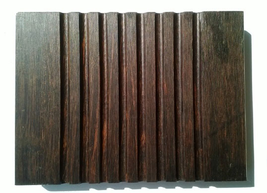 桃花江戶外竹地板正面，大溝槽紋理